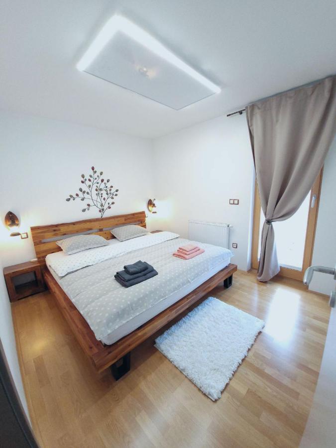 Apartma M&J Mojstrana Eksteriør billede